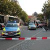 В Германии на прохожих набросился мужчина с ножом, есть пострадавшие (видео)