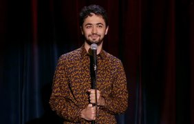 В Москве избили комика Идрака Мирзализаде из-за расистской шутки (видео)