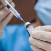 Во Франции начнут COVID-вакцинацию подростков