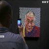 Унікальний портрет Далай-Лами продадуть з аукціону