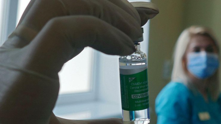 Всех желающих получить прививку разделили на две группы/ фото: РИА Новости