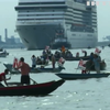 Масові протести у Венеції: люди невдоволені велетенськими човнами