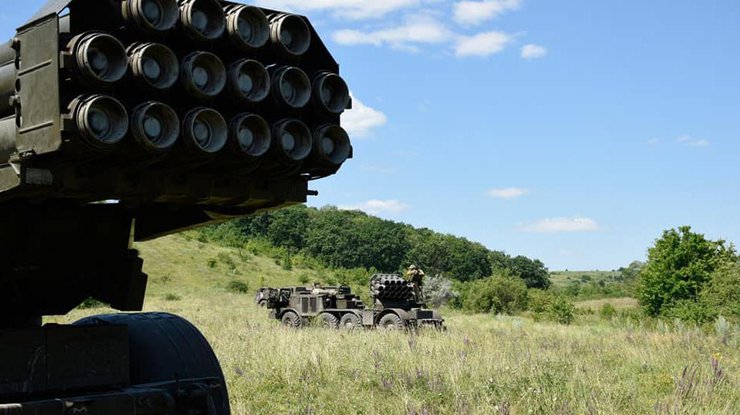 В Луганской области бьет артиллерия
