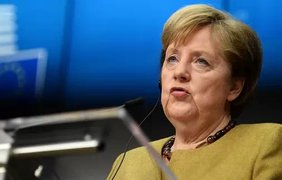 "Северный поток-2" не должен стать заменой транзита газа Украиной - Меркель