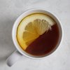 Ученые раскрыли уникальные свойства чая с лимоном