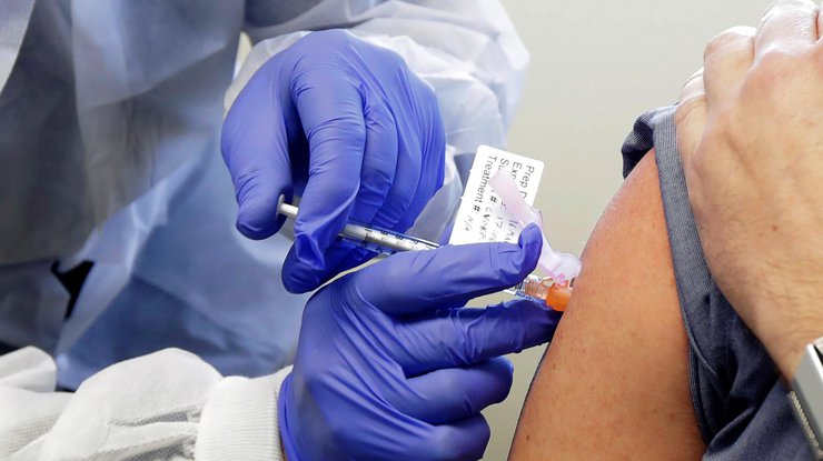Вакцина от коронавируса / Фото: AP 
