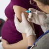 В Дании разрешили беременным женщинам вакцинироваться от COVID