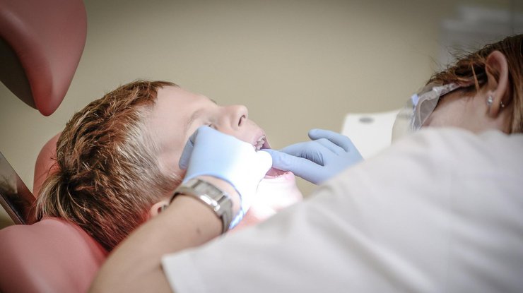 Фото: ребенок умер в кресле стоматолога 