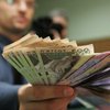 Средняя зарплата украинцев превысила 500 долларов