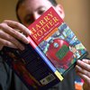 "Золотая" книга: первое издание "Гарри Поттера" рекордно продали
