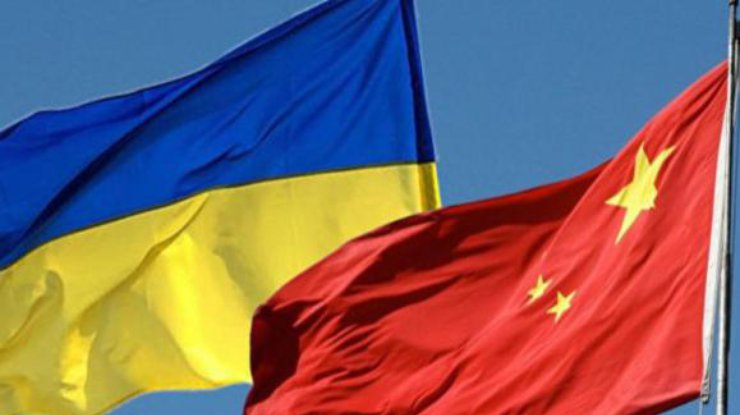 Флаги Украины и Китая / Фото: pravda.com.ua