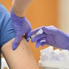 В Минздраве призвали онкобольных вакцинироваться от коронавируса