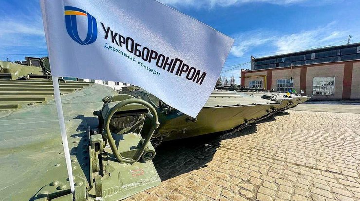 "Укроборонпром" продлил контракт с Виктором Кирницким