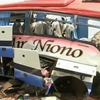 На півдні Малі вантажівка лоб у лоб врізалася у пасажирський автобус