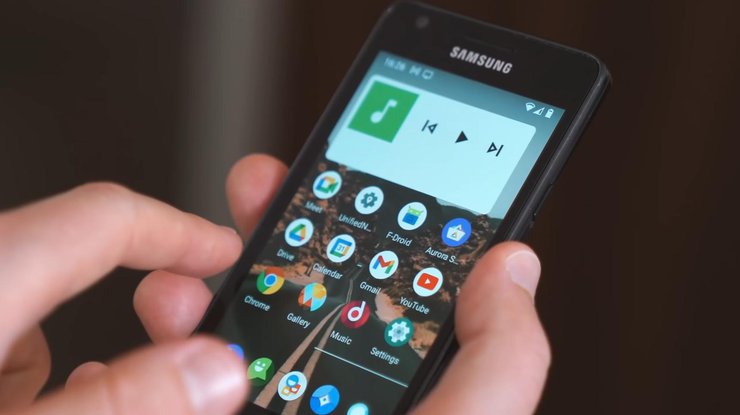 Samsung Galaxy S2 на Android 11