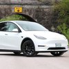 "Бензиновый" электромобиль: в Германии представили модифицированную Tesla