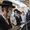 Хасиды-паломники массово привезли коронавирус в Израиль 