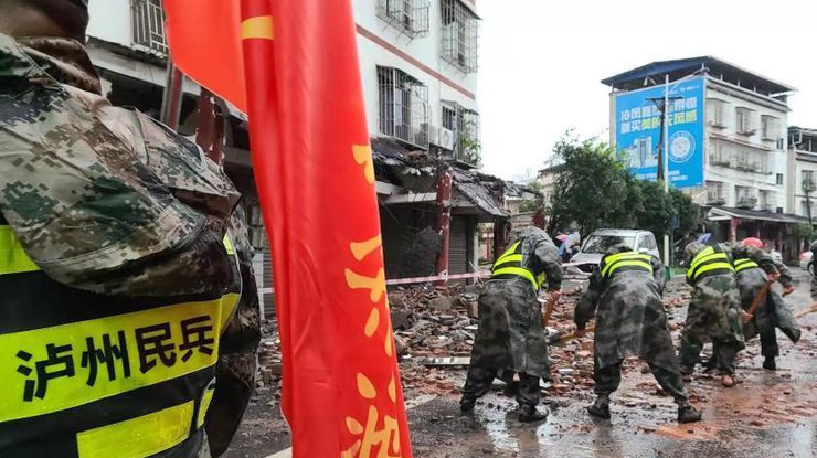 Землетрясение в Китае/ фото: Синьхуа