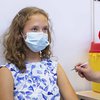 В Украине намерены разрешить прививки для детей от 12 лет