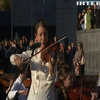 Трьохсотрічна скрипка Страдіварі зазвучала біля харківського метро 