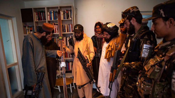 Талибы в посольстве Норвегии в Кабуле