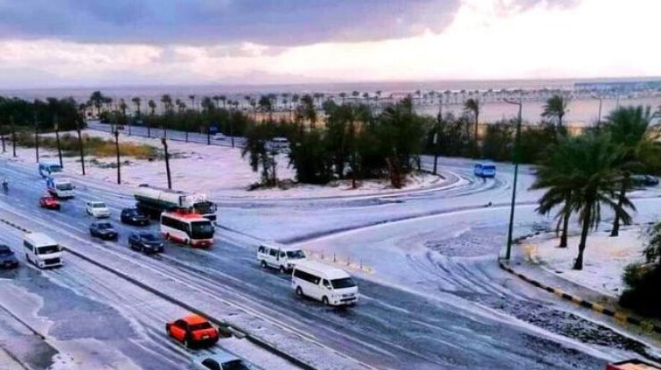 На курортах Красного моря выпал снег
