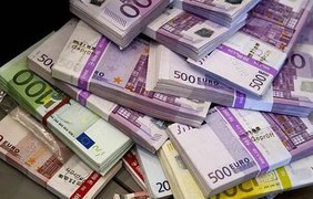 НБУ поднял курс евро до максимума