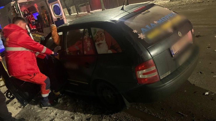 "Дед Мороз" попал в аварию в Белой Церкви