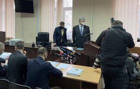Суд по делу Порошенко: что происходит на заседании 