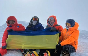 Украинцы покорили самую высокую гору Антарктиды