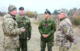 Канада выделит Украине $268 млн военной помощи - Резников