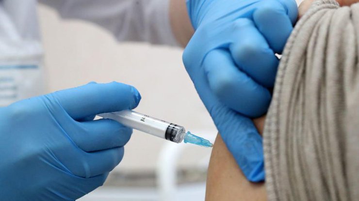 Первую дозу прививки получили 12 092 человека/ фото: Pixabay