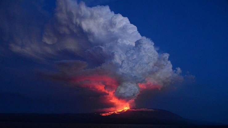 Фото: вулкан /  Parque Galápagos