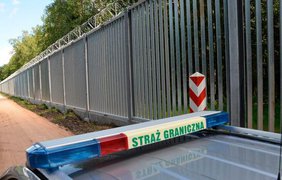 Польща повністю завершила зведення стіни на кордоні з Білоруссю