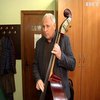 Артисти Рівненської обласної філармонії знову взяли до рук інструменти