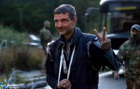 Михайло Діанов передав зібрані йому 3 млн грн дітям загиблих героїв "Азовсталі"