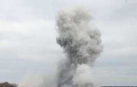 У Запоріжжі пролунала серія гучних вибухів