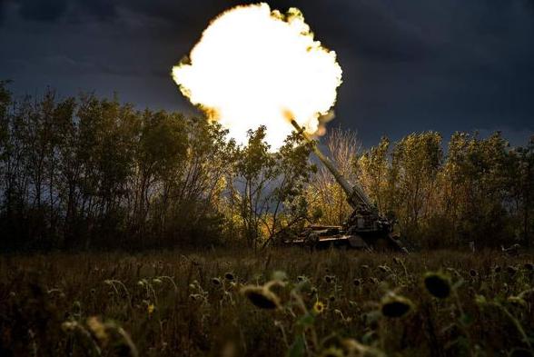 Українські військові нанесли удар по ворожому обʼєкту під Сватовим (Луганська область), де знаходилися десятки окупантів