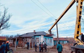 Окупанти пошкодили електролінії у Сумській області: без світла тисячі жителів