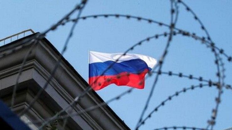 РНБО запровадить санкції проти 1800 росіян