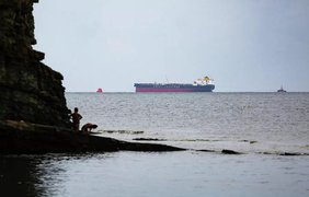 росія закупила понад 100 застарілих танкерів для перевезення нафти - FT