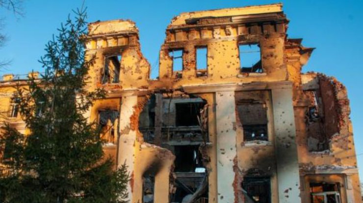 З 24 лютого росіяни пошкодили тисячі закладів освіти, сотні - зруйнували