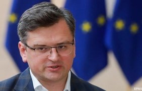 "Ще два посольства України отримали небезпечні пакунки" - Кулеба