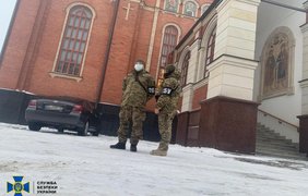 Силовики обшукують Свято-Покровський кафедральний собор у Борисполі