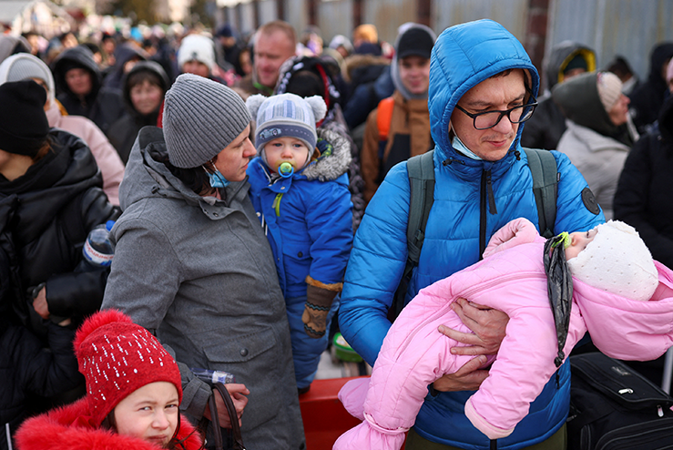 Польща припинила виплати грошової допомоги українським біженцям в рамках програми німецького фонду Diakonie Katastrophenhilfe