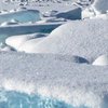 Гигантские "ледяные тефтели": в США случилось необычное явление (видео)