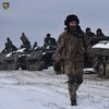 Украинским военным с 1 марта повысят зарплаты на 30%