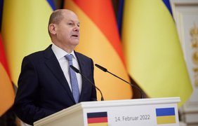 Шольц призвал Путина к немедленной деэскалации по Украине