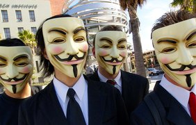 Хакеры из Anonymous объявили войну России