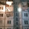 Обстрел многоэтажки в Харькове: погибла женщина, людей эвакуировали 